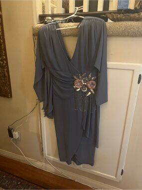 Elegant Slate Gray Draped V-Neck Cocktail Dress with Floral Embellishment
